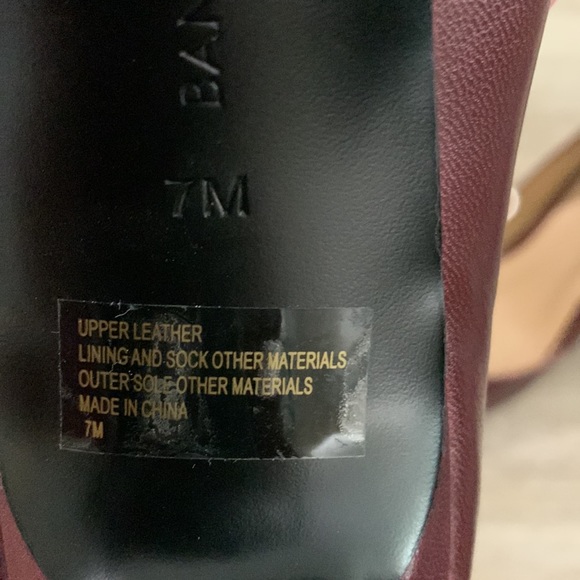 Banana Republic-Andilla Pumps EUC - Picture 4 of 8